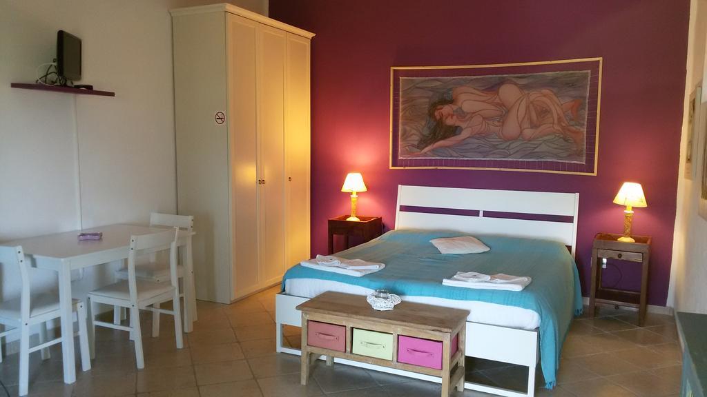 Soleesale Appartamenti E Camere Per Vacanza بولا الغرفة الصورة